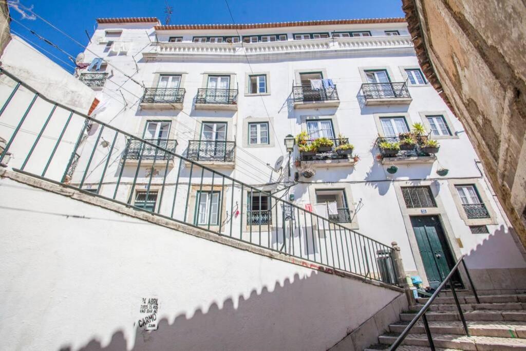 Amazing River View In Historical Lisbon Lisboa Exterior foto